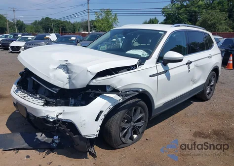 2023 Volkswagen Tiguan 2.0T Se из США, поврежденный, VIN 3VV2B7AX7PM020066